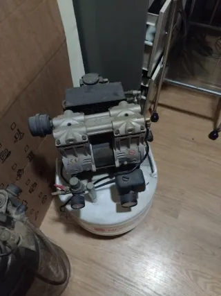 Compresor MESTRA + Filtro Aigua destilafa