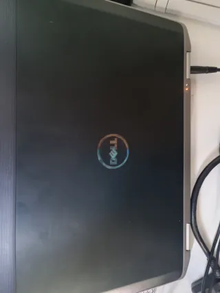 Portátil Dell Latitude E6420