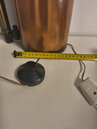 Lámpara Vintage Metal y Plástico