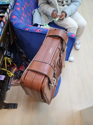 Maleta de viaje vintage de cuero marrón