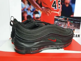 Nike Air Max 97 Talla 45 Negro/Rojo