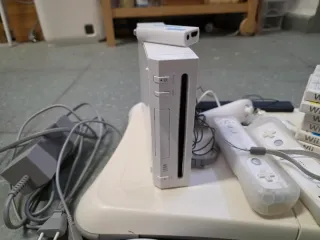 Nintendo Wii con Tabla y Accesorios