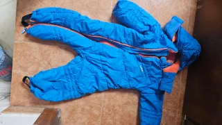 Mono de nieve azul para niños