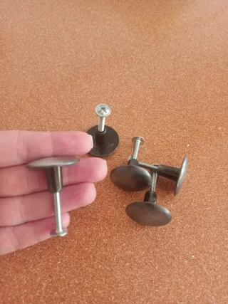 Pomos metálicos vintage (5 unidades)