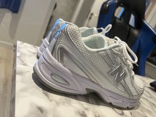 New Balance 740 Plata y Blanco