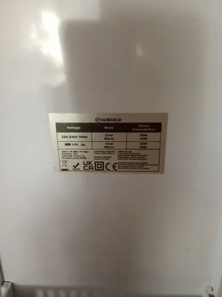 Nevera pequeña Subcold