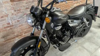 Keeway SUPER Light 125 Custom