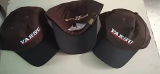 Set 3 Cappelli originali YAESU Marrone