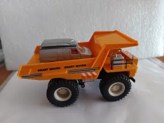 Camión Dumper 1/64 + Furgoneta Majorette