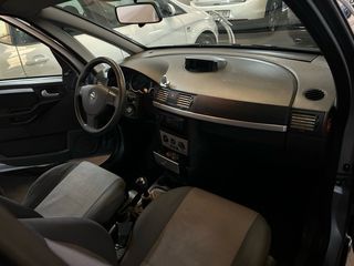 Opel Meriva diesel. 180kms. 2004