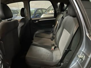 Opel Meriva diesel. 180kms. 2004