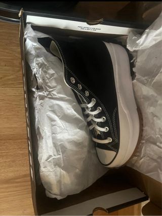 Converse Run Star Hike