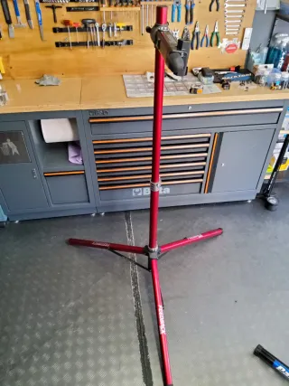 Soporte de reparación Feedback Sports