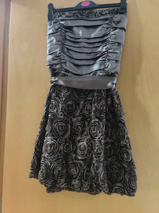 Vestido de fiesta gris y negro