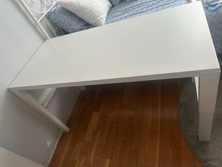 Escritorio blanco IKEA