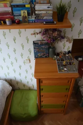 Habitación juvenil madera pino maciza. Verde