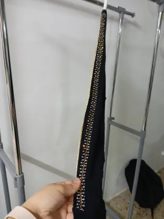 Blusa Negra Taques Pedrería Talla M