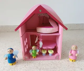 Casita de Muñecas de Madera con accesorios