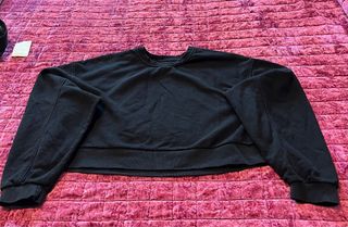 Chaqueta corta negra manga larga