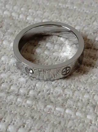 Anillo Acero Inoxidable con 3 Piedras.