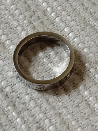 Anillo Acero Inoxidable con 3 Piedras.