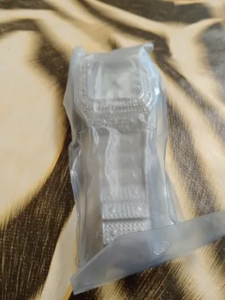 Reloj de hombre con diamantes plateado