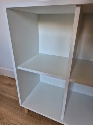 Mueble EKET Ikea NUEVO blanco con patas