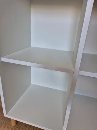 Mueble EKET Ikea NUEVO blanco con patas