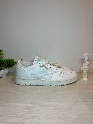 Nike Travis Scott Blancas