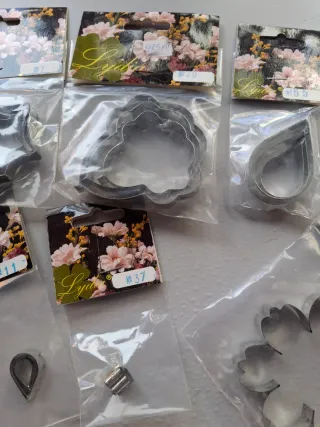 Lote manualidades flores y hojas