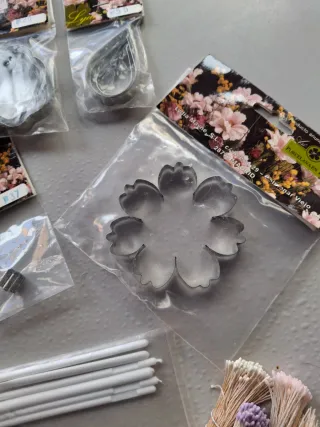 Lote manualidades flores y hojas