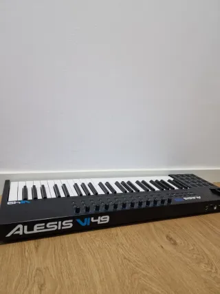 Teclado MIDI Alesis VI49