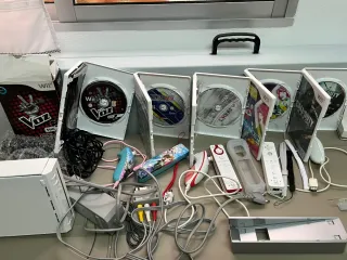 Nintendo Wii con juegos y accesorios