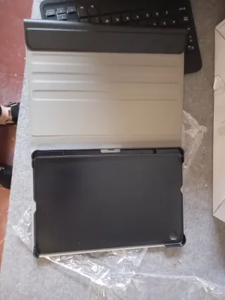 Funda y Teclado EasyAcc Samsung Galaxy Tab A9+
