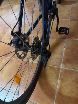 Bicicleta MTB Rockrider Negra y Azul