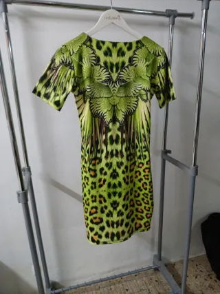 Vestido verde estampado talla M