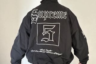 Chaqueta Supreme Negra