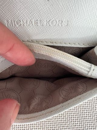 Monedero Michael Kors Blanco con Llavero