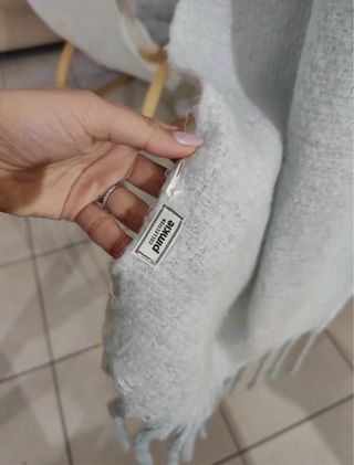 Bufanda gris Bershka