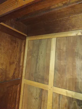 Armario antiguo madera y espejo