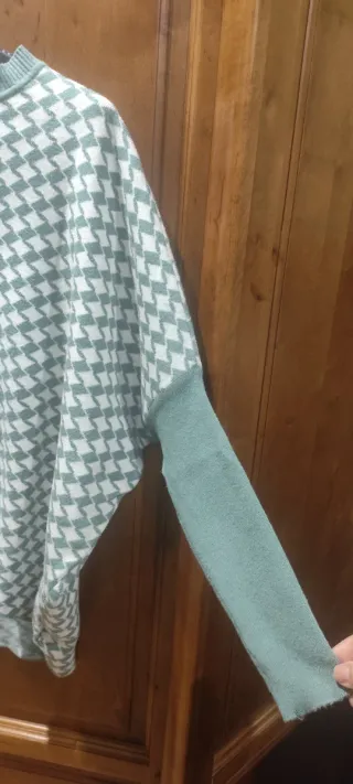 Jersey jaspeado verde y blanco