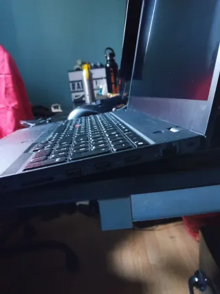 Portátil Lenovo ThinkPad Negro T580