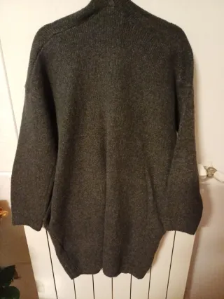 Cardigan con inserti in ecopelliccia, nuovo .