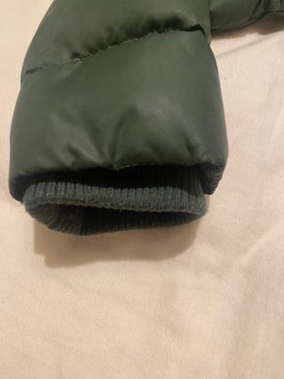 Cazadora Tommy Hilfiger verde con capucha