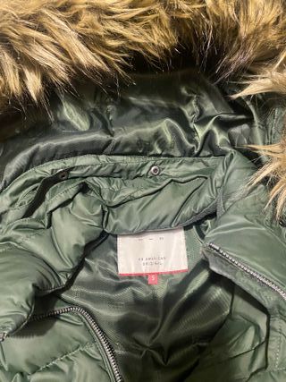 Cazadora Tommy Hilfiger verde con capucha