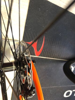 Bicicleta Pinarello Paris 105 12V Naranja