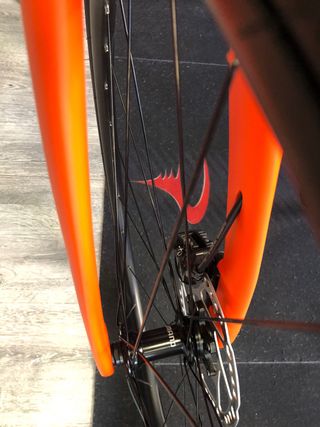 Bicicleta Pinarello Paris 105 12V Naranja