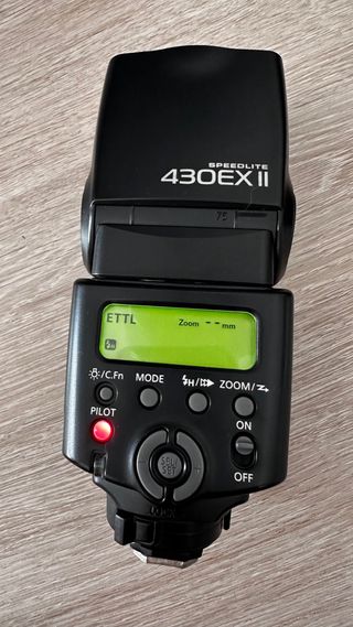 Canon Speedlite 430EX II Flash