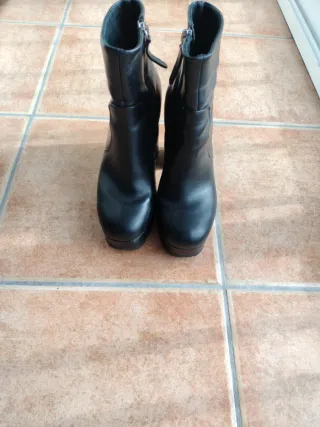 Botines negros tacón 10cm y plataforma