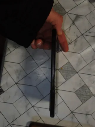 Xiaomi Poco M4 Pro Telefono con Custodia Protettiva